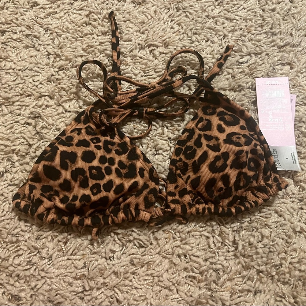 Size small new bikini top animal print